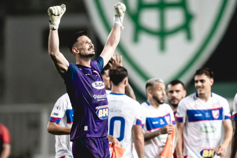 Goleiro Michael Fracaro assina com novo clube e disputará a Série C do Campeonato Brasileiro